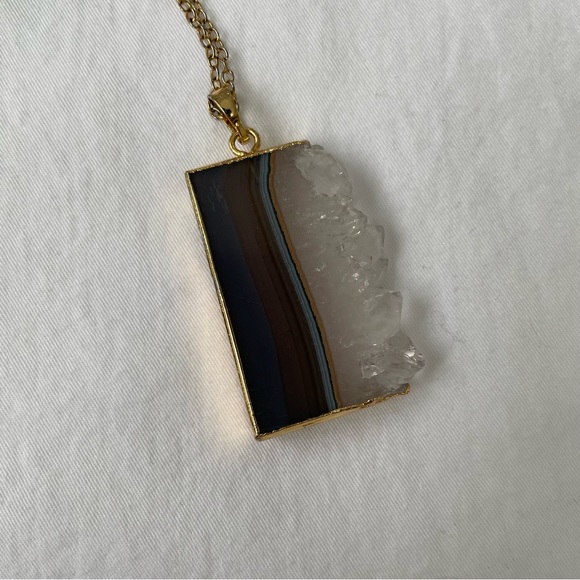 Gold Plated Agate Slice Necklace - Picture 3 of 4